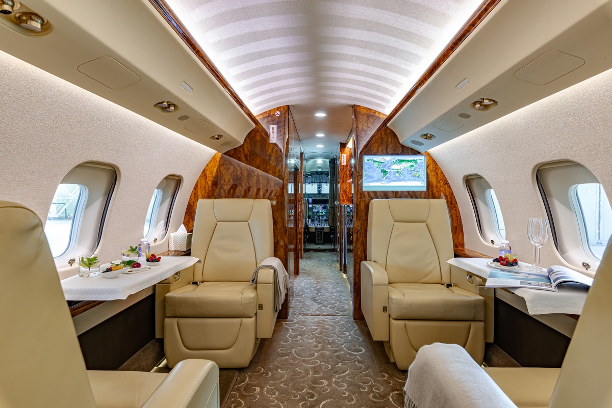 Global 6000 Interior design - Air charter flight Vietnam and Asia Pacific