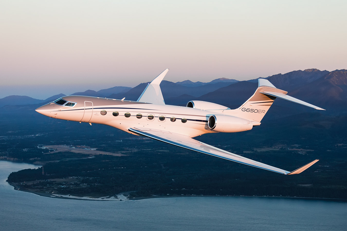 Gulfstream V private jet vietnam