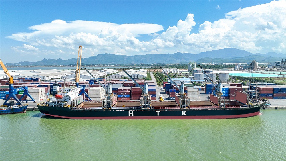 Seaport in the Chu Lai industrial zone