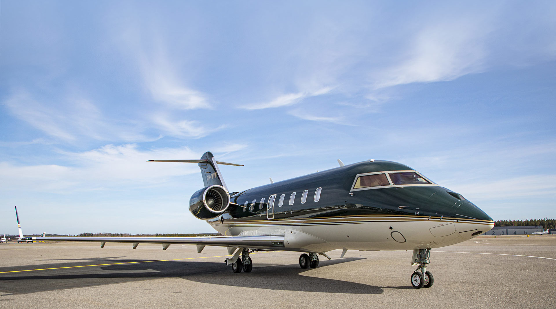 Private jet legacy 600 in Vietnam